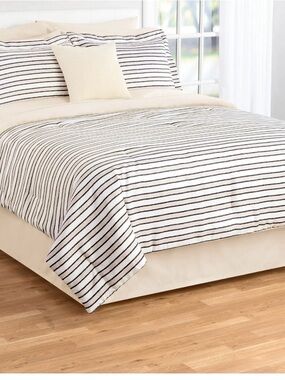 Neutral Striped Cotton Duvet Cover Set in Cream and Black